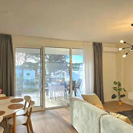 Sunny - 295 Apartment Durres